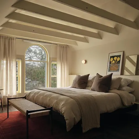 Pinot Boutique Hotel-3