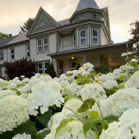 Pinot Boutique Hotel-2